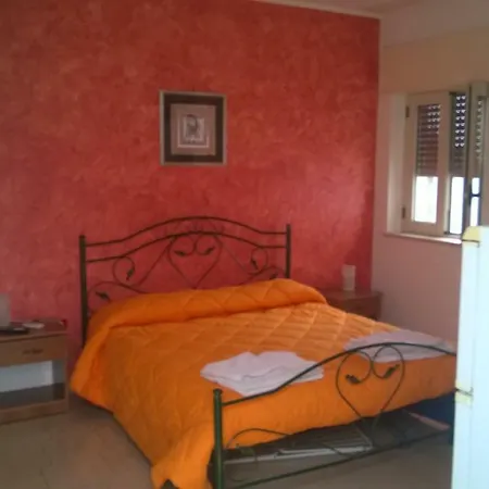 La Seta Rossa 3* غالاتوني