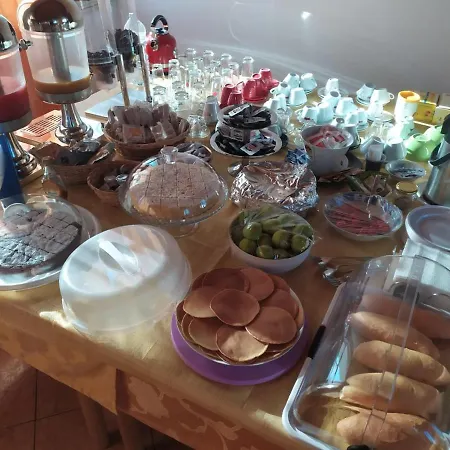 La Seta Rossa ベッド・アンド・ブレックファスト 3*