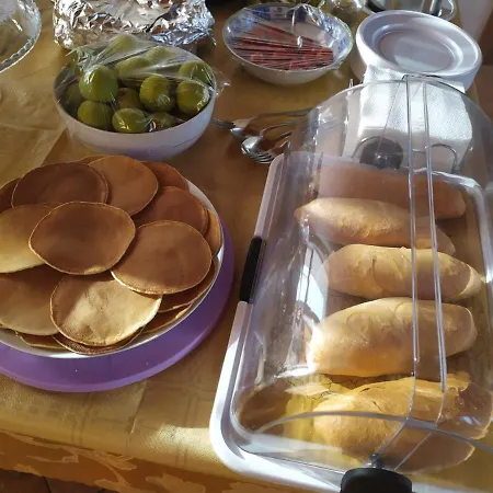 La Seta Rossa לינה וארוחת בוקר