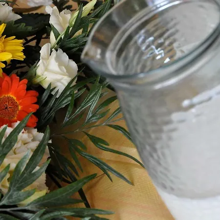 לינה וארוחת בוקר La Seta Rossa גלטונה